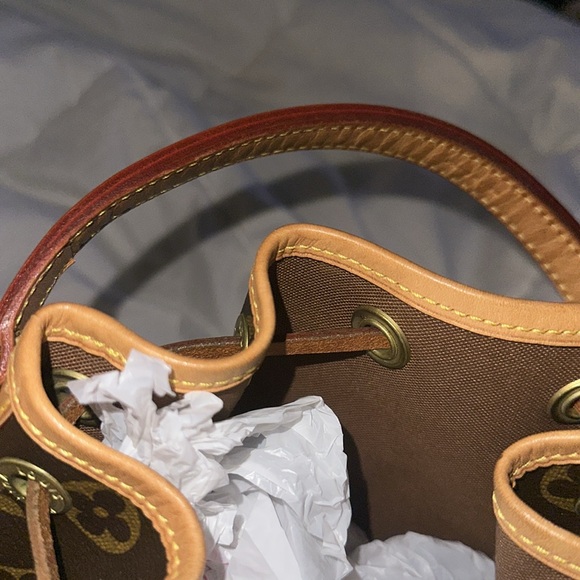 Louis Vuitton Monogram Mini Noe Hand Bag - Picture 13 of 14